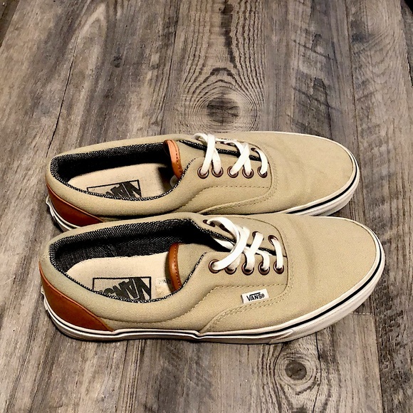 Vans - Picture 2 of 4